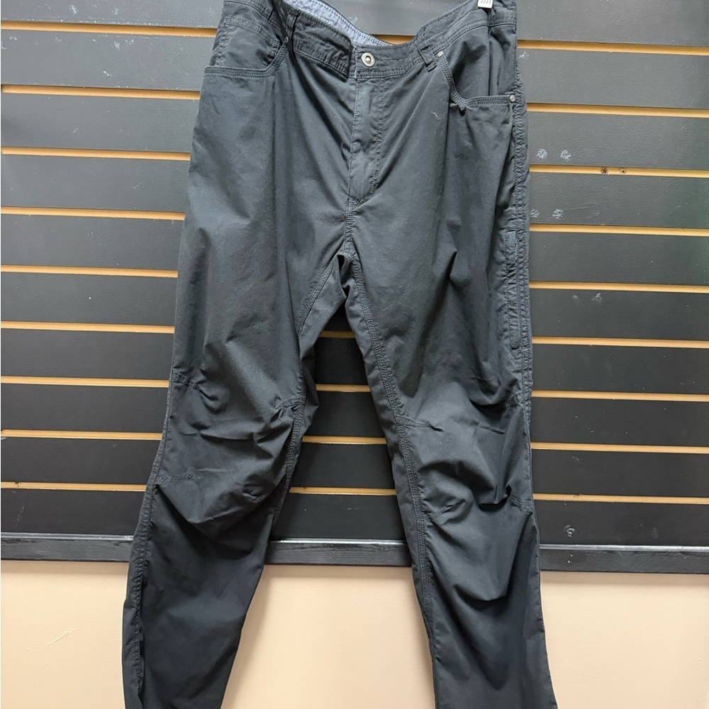 SwissTech Black Utility Outdoor Pants Size 34x32